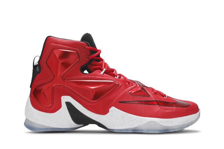 lebron 13 on court