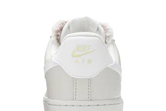 Nike Women's Air Force 1 '07 Light Bone/White-Photon Dust-Life