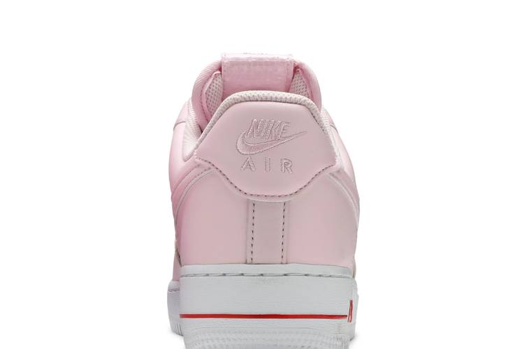 Nike's AF-1 Releases Their Newest Tote Bag In A Lucious Pink - The Source