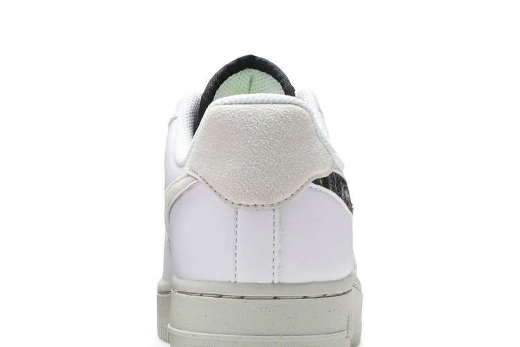 Nike WMNS AIR FORCE 1 '07 SE WHITE, DA6682-100