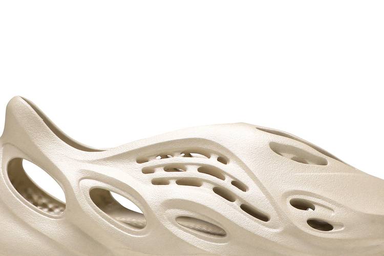Buy Yeezy Foam Runner 'Sand' - FY4567 | GOAT CA