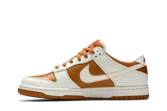 nike dunk low reverse curry