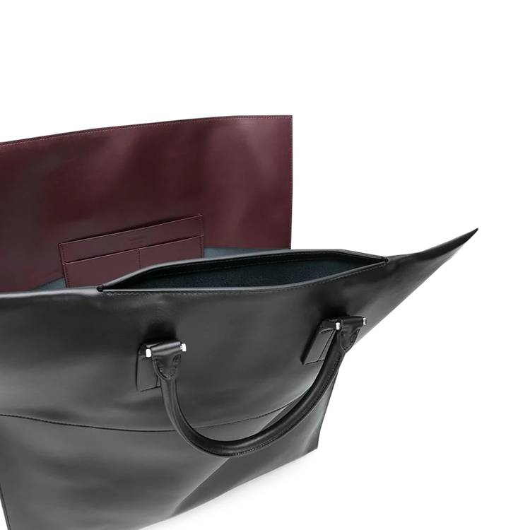Flap leather messenger bag in black - Jil Sander
