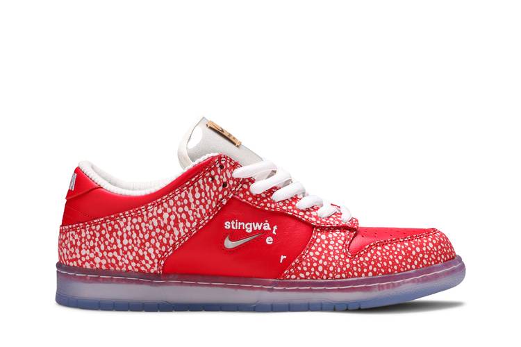 Buy Stingwater x Dunk Low SB 'Magic Mushroom' - DH7650 600