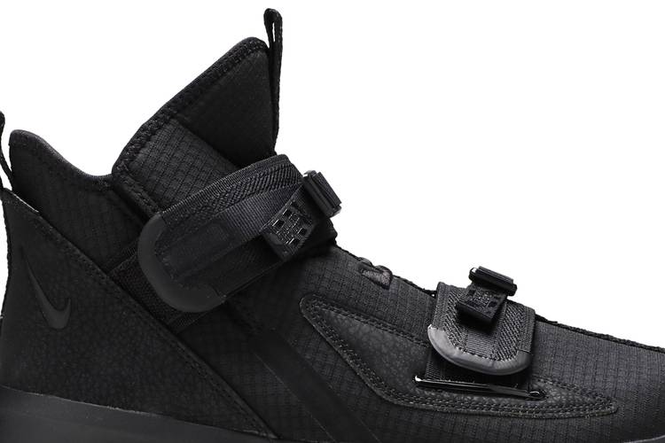 Lebron soldier 13 store all black