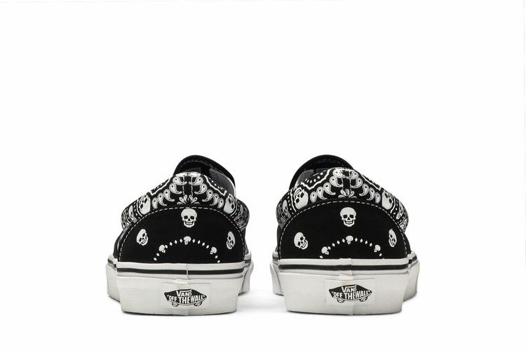 Vans Classic Slip-On Bandana - Black