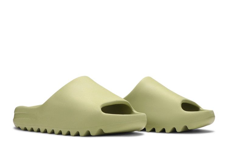 Yeezy Slides Resin4