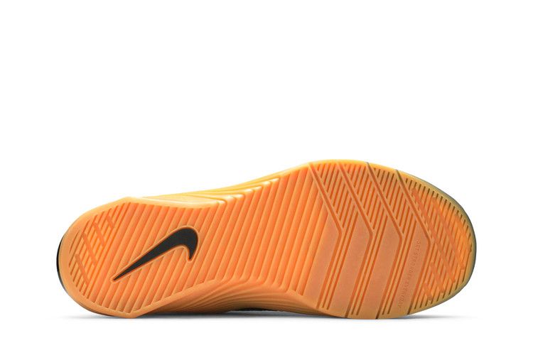 nike metcon 6 gum sole