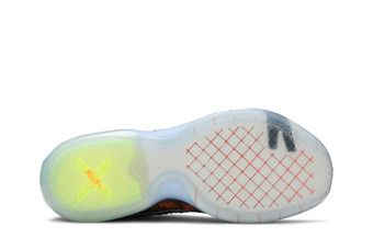 kobe 10 htm race car