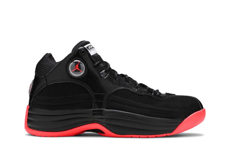 jordan max aura black infrared