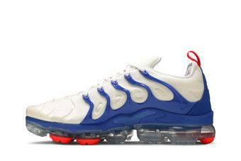 air vapormax plus blue and red