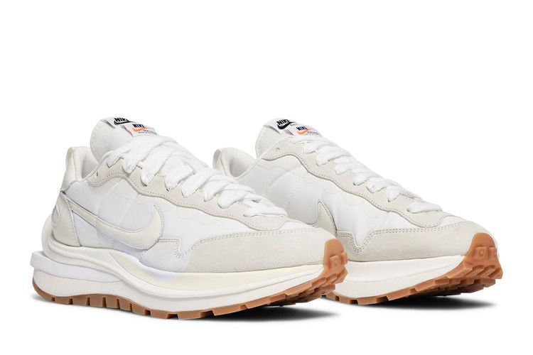 nike vaporwaffle sail gum