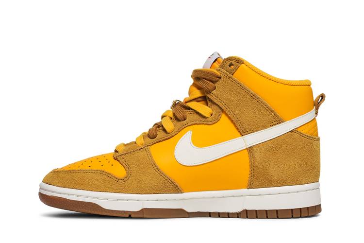 Buy Wmns Dunk High SE 'First Use Pack - University Gold' - DH6758