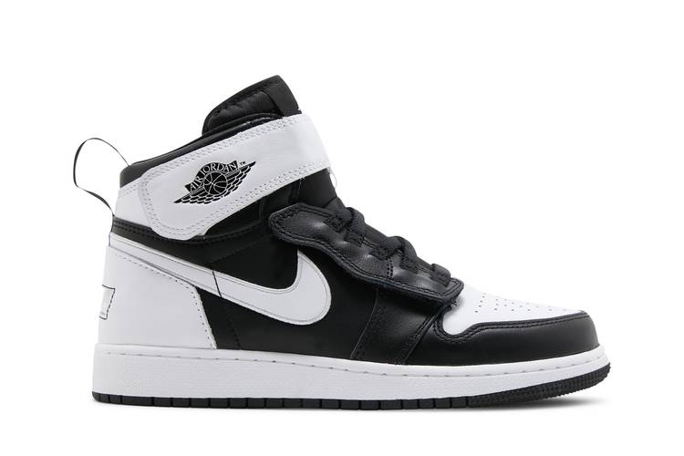 Nike Air Jordan 1 High OG “Yin Yang”. This pair of Jordan 1s is one of my  favorites. ❄️ : r/Sneakers