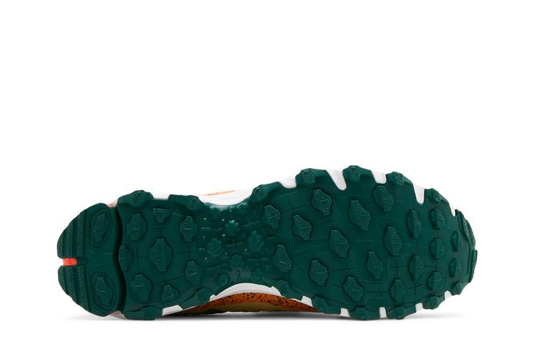 シェフィールド　ウェンディズニ Sean Wotherspoon Disney adidas Superturf Jiminy Cricket | Hypebeast