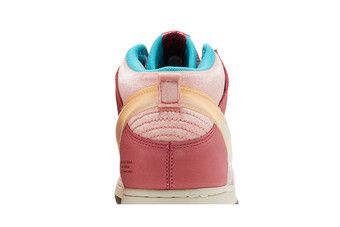 Buy Social Status x Dunk Mid 'Strawberry Milk' - DJ1173 600