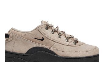 nike lahar low white