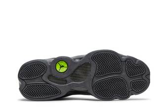 Air Jordan 13 Black Cat •