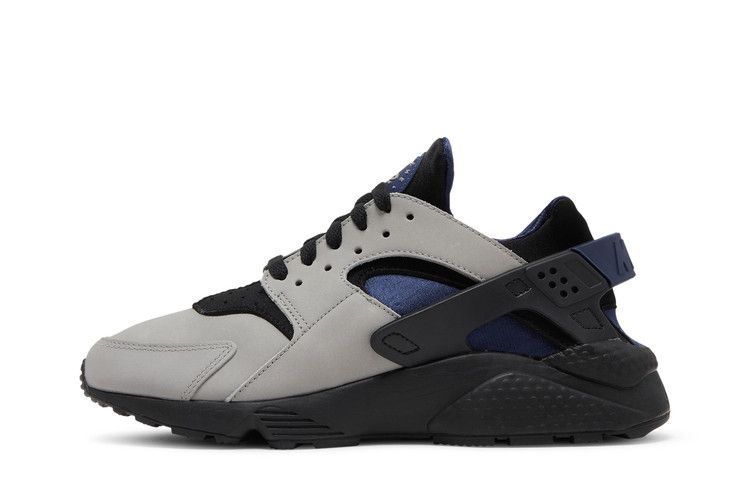 nike huarache black size 3