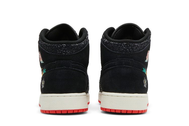 Air Jordan 1 Mid SE Gs Siempre Familia