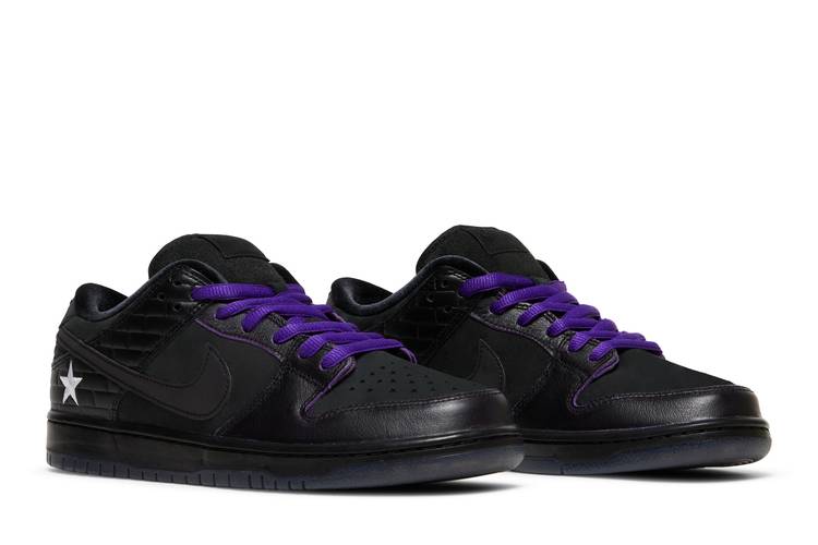 Nike SB Dunk Low Familia First Avenue