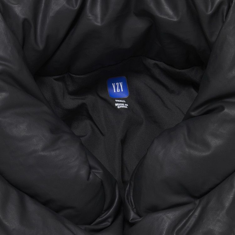 Yeezy store windbreaker black