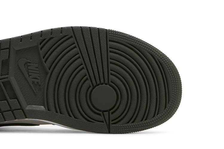 Wmns Air Jordan 1 Mid SE Newsprint
