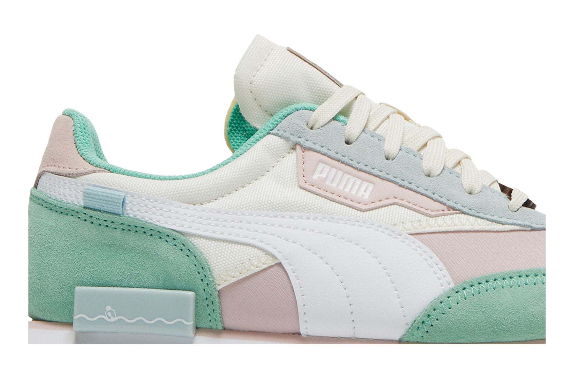 Pre-owned Puma Animal Crossing X Future Rider Big Kid 'new Horizons' In Cream