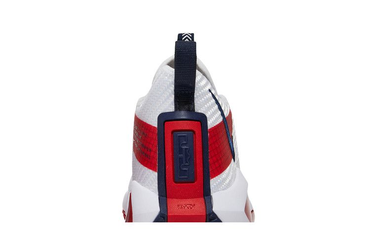 未使用 Nike LeBron Soldier 14 \"White/Red\" 667783_00.png.png