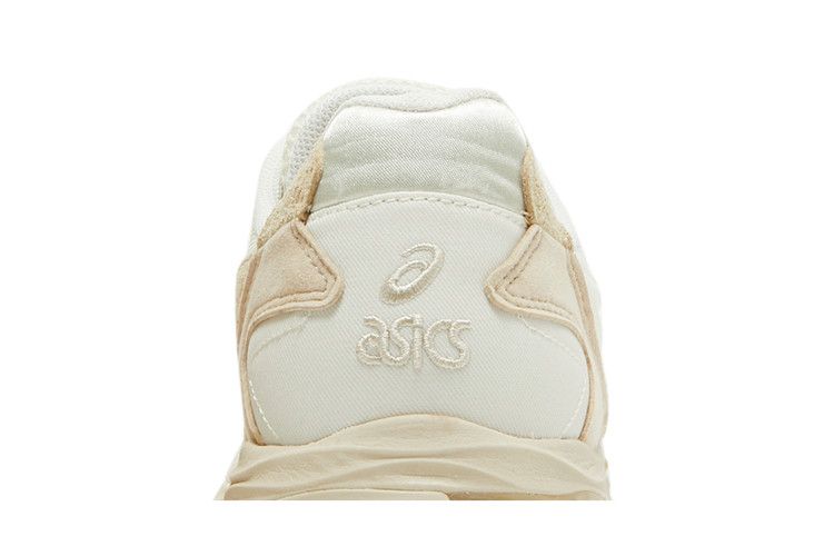 Asics Wmns Gel MC Plus 'Ivory Putty'