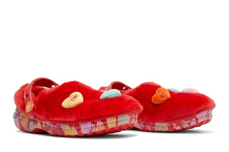 Sweethearts and Crocs Collaborate on Fuzzy Conversation Hearts Clogs
