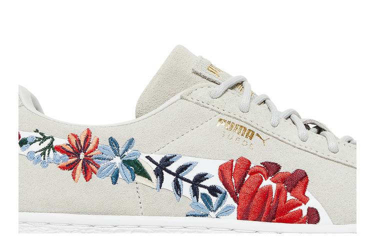 Wmns Suede Classic 'Embroided Floral'