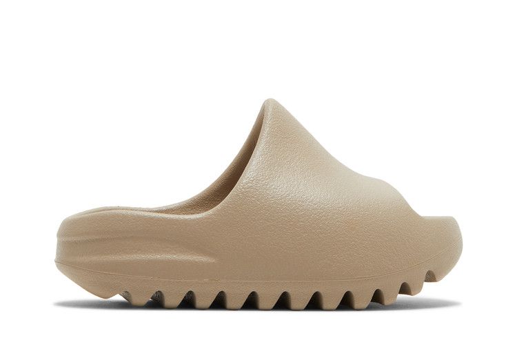 Buy Yeezy Slides Kids 'Pure' 2022 Re-Release - HQ4117 - Brown | GOAT