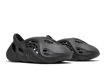 adidas Yeezy Foam Runner Onyx - HP8739 – Lo10M
