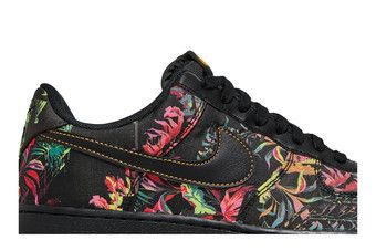 nike floral shoes black