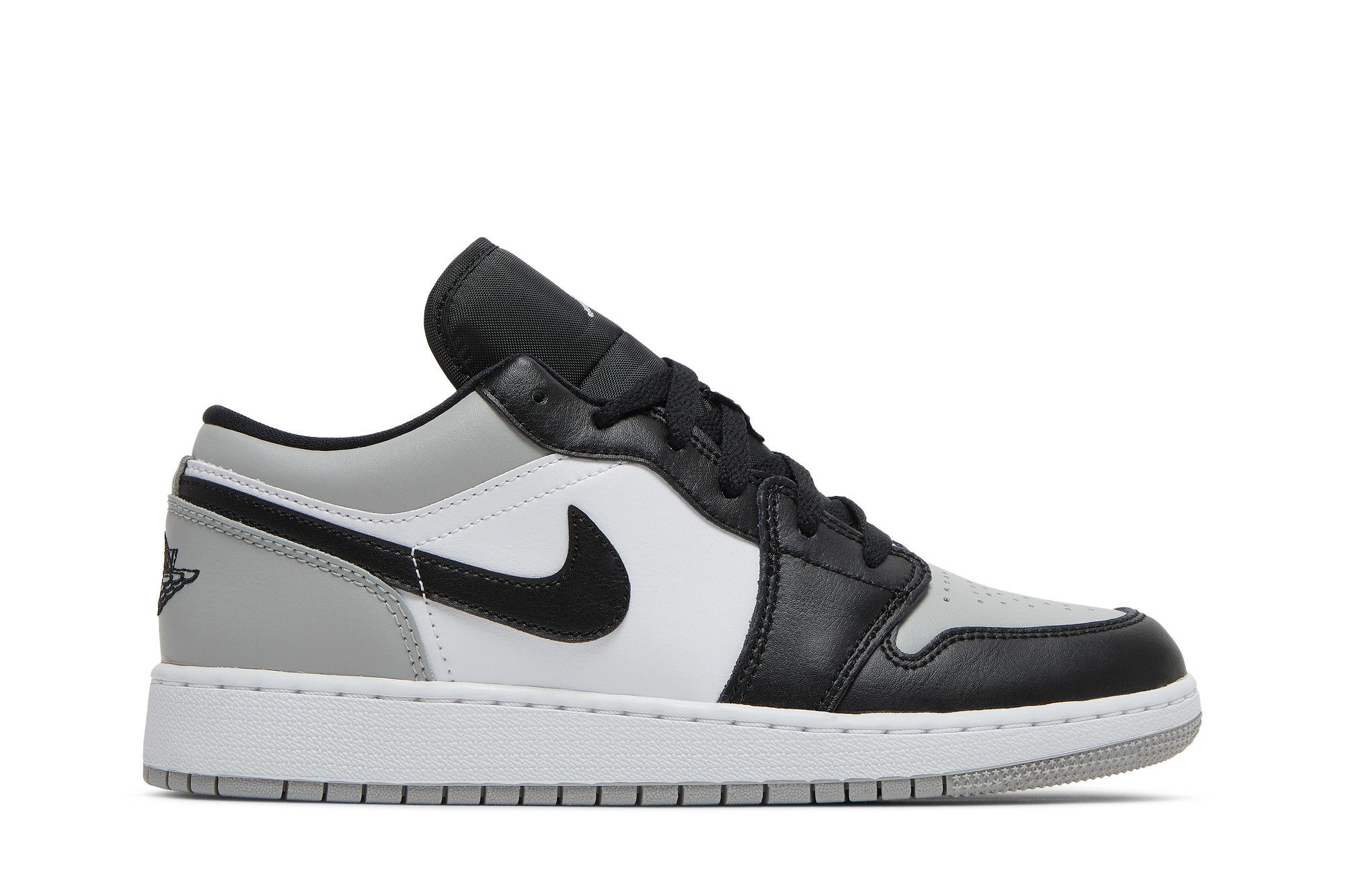 Pre-owned Air Jordan 1 Low Gs 'light Smoke Grey'