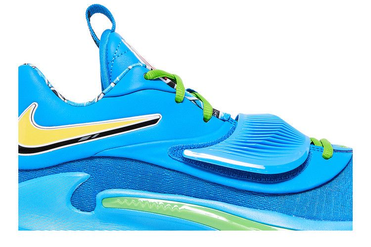 Buy UNO x Nike Zoom Freak 3 NRG  display picture 1