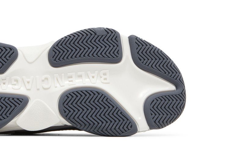 Balenciaga Triple S Sneaker Grey
