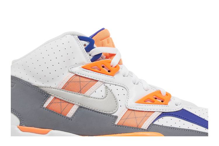 Knicks Colors Hit The Nike Air Trainer SC High •