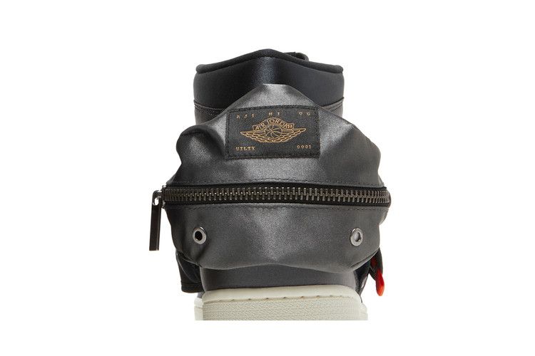 Air Jordan 1 RETRO High Utility Stash