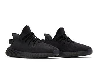 Yeezy Boost 350 V2 'Onyx' | GOAT