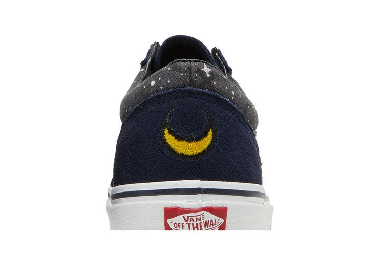 Sailor Moon X Vans Old Skool Pretty Guardian - Parisian Night