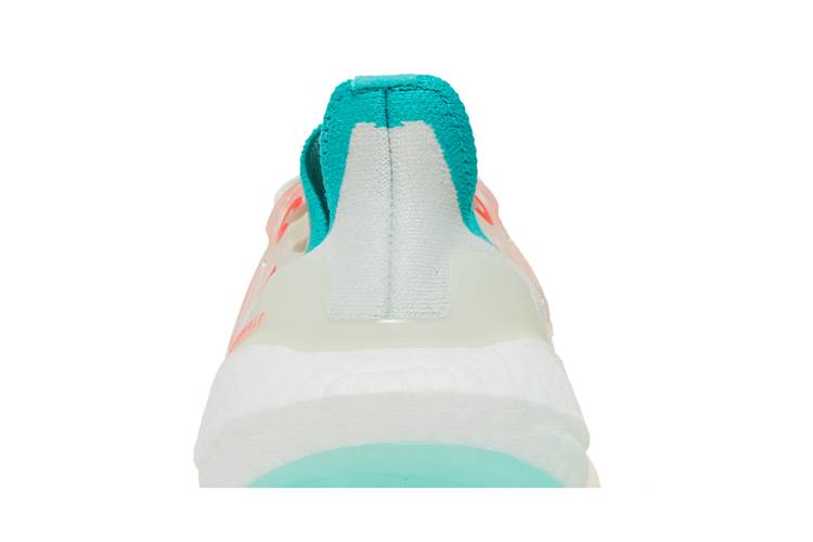 adidas Ultra Boost 22 White Tint Turbo Mint Rush (Women's)