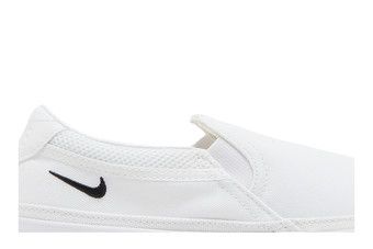 White nike shop slip on