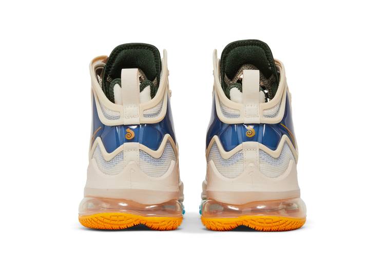 NIKE LEBRON 19 MINNEAPOLIS LAKERS price €209.00