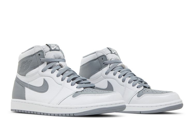 Buy Air Jordan 1 Retro High OG 'Stealth' - 555088 037 - White