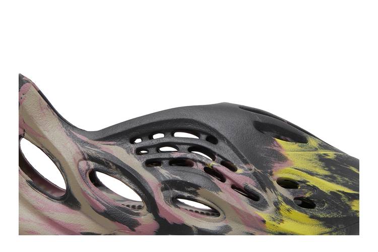 Buy Yeezy Foam Runner 'MX Carbon' - IG9562 - Black | GOAT