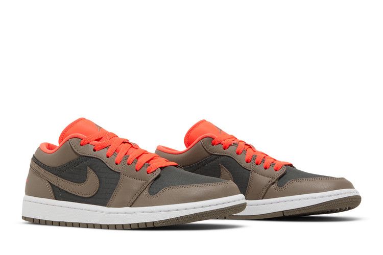 Wmns Air Jordan 1 Low SE 'black Olive Bright Crimson'