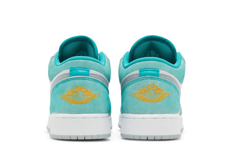 Buy Air Jordan 1 Low SE GS 'New Emerald' - DO8244 301 | GOAT