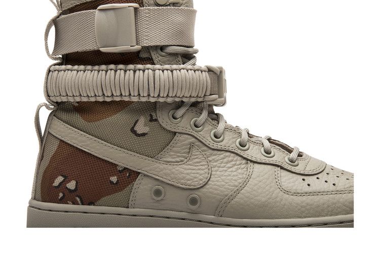 204 - Nike Air Force 1 Low 07 LV8 Reflective Desert Camo Sand